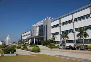 浙江梯式水平四通线槽